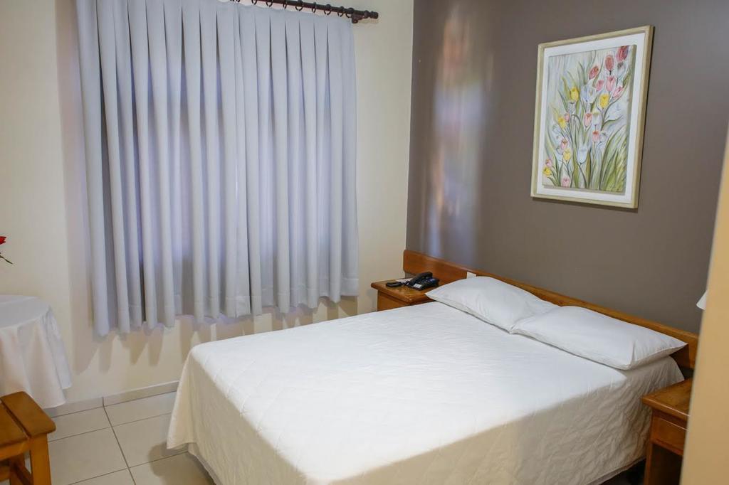 Hotel Abib Ирати Экстерьер фото