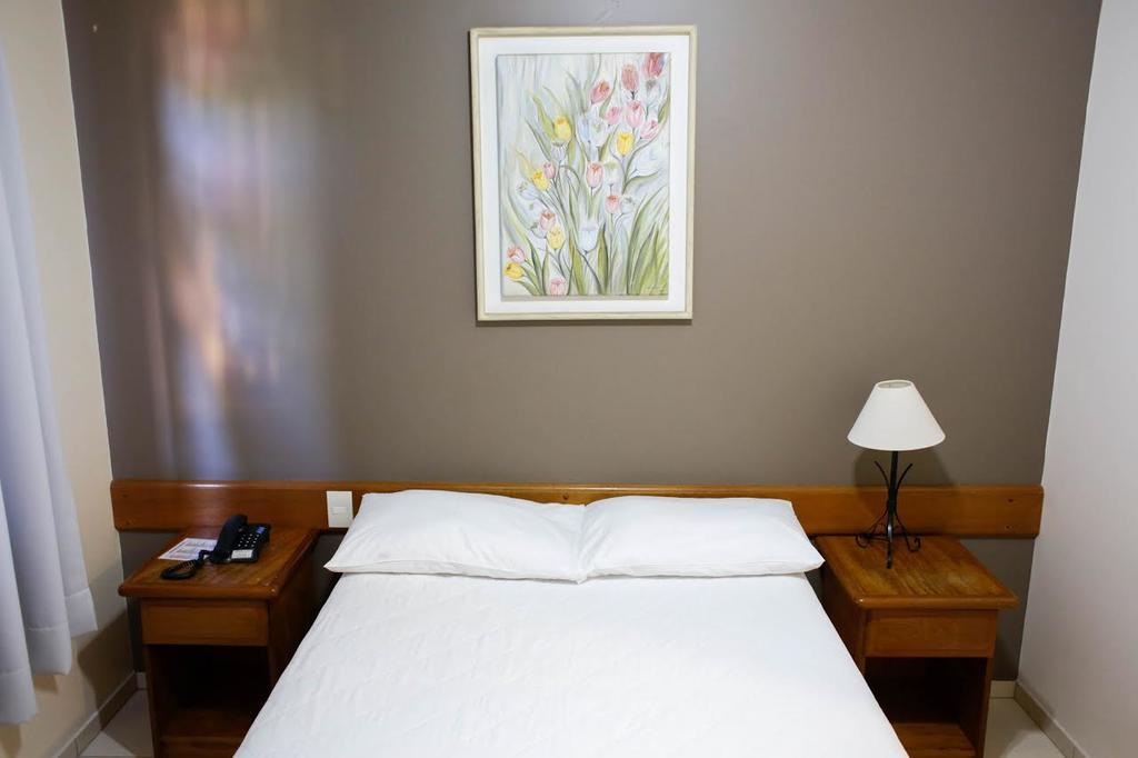 Hotel Abib Ирати Экстерьер фото